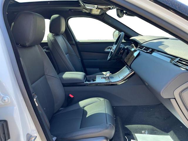 Photo of 2026 White Land Rover Range Rover Velar