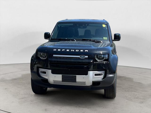 Photo of 2025 Santorini Black Metallic Land Rover Defender