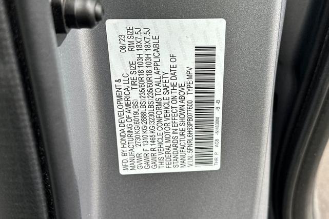 Photo of 2023 Lunar Silver Metallic Honda Odyssey