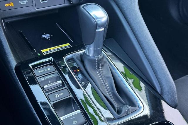Photo of 2025 Lunar Silver Metallic Acura Integra