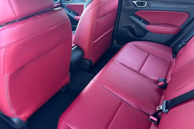 Photo of 2026 Platinum White Pearl Acura Integra