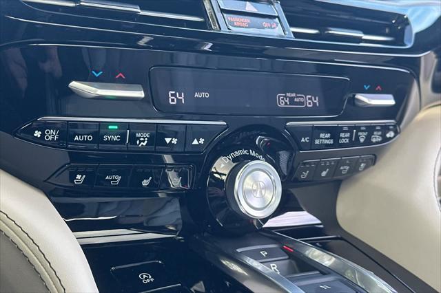 Photo of 2025 Urban Gray Pearl Acura MDX