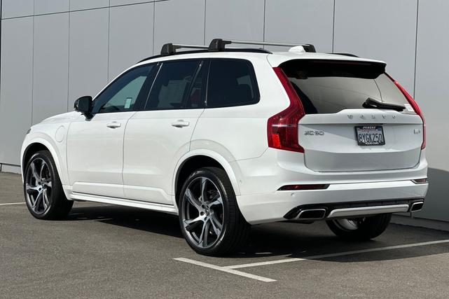Photo of 2021 Crystal White Metallic Volvo XC90 Recharge Plug-In Hybrid
