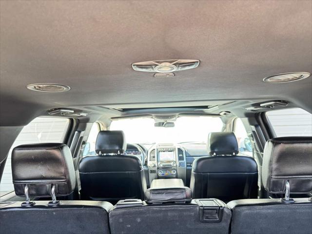 Photo of 2018 White Platinum Metallic Tri-Coat Ford Expedition