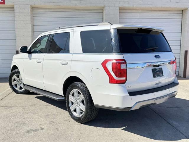 Photo of 2018 White Platinum Metallic Tri-Coat Ford Expedition