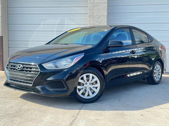 Photo of 2018 Absolute Black Hyundai Accent
