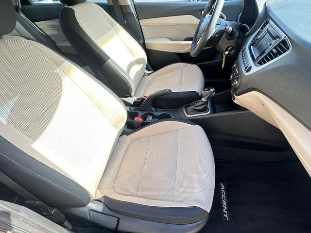Photo of 2018 Absolute Black Hyundai Accent