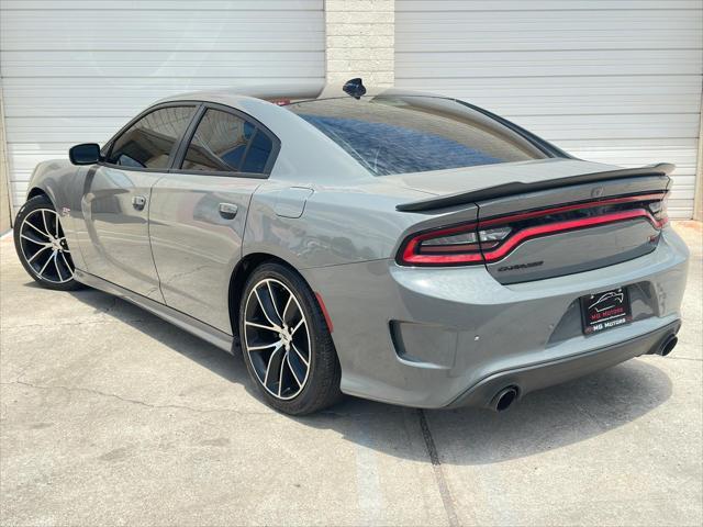 Photo of 2018 Destroyer Gray Clearcoat Dodge Charger