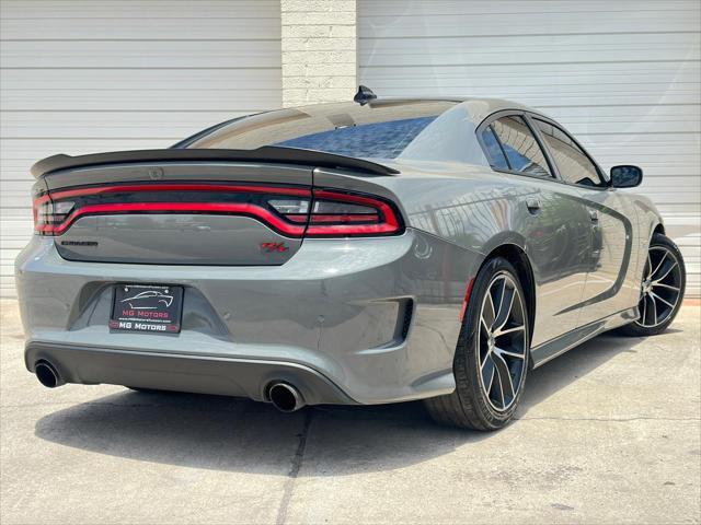 Photo of 2018 Destroyer Gray Clearcoat Dodge Charger