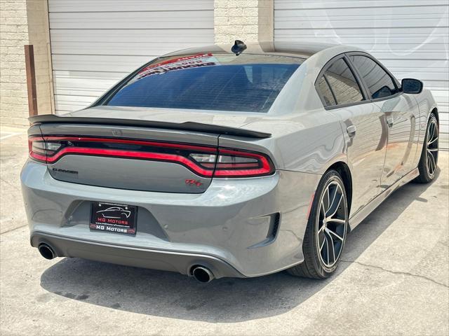 Photo of 2018 Destroyer Gray Clearcoat Dodge Charger