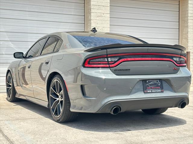 Photo of 2018 Destroyer Gray Clearcoat Dodge Charger