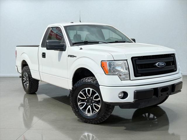 Photo of 2013 Oxford White Ford F-150