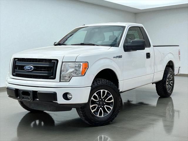 Photo of 2013 Oxford White Ford F-150
