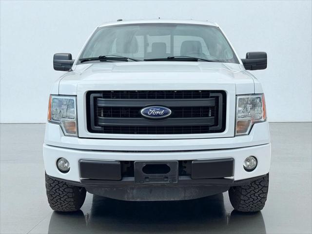 Photo of 2013 Oxford White Ford F-150