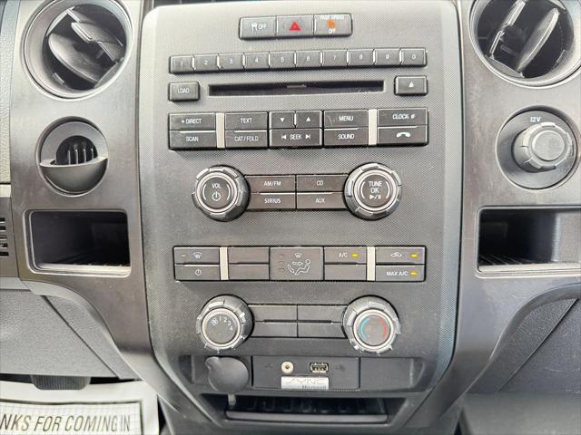 Photo of 2013 Oxford White Ford F-150