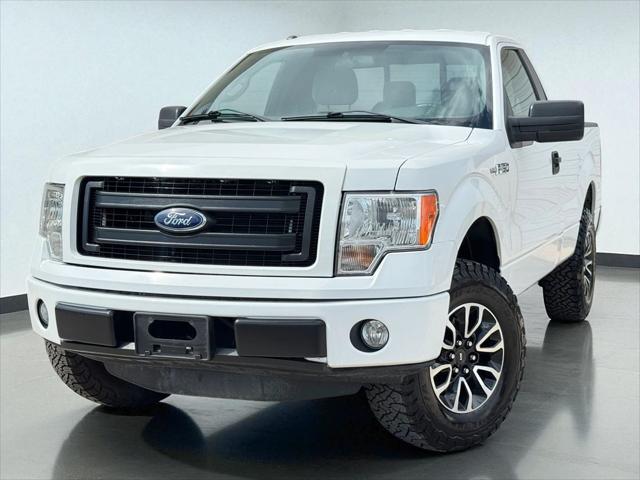 Photo of 2013 Oxford White Ford F-150