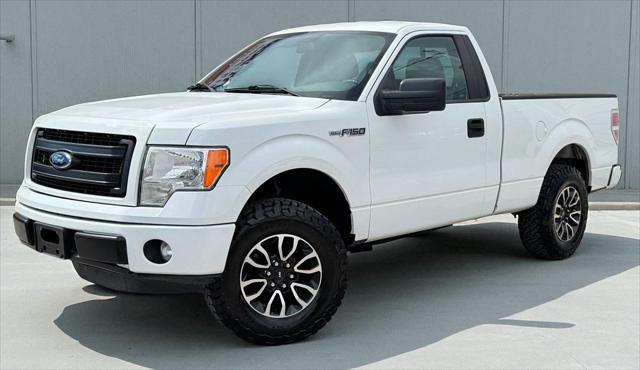 Photo of 2013 Oxford White Ford F-150