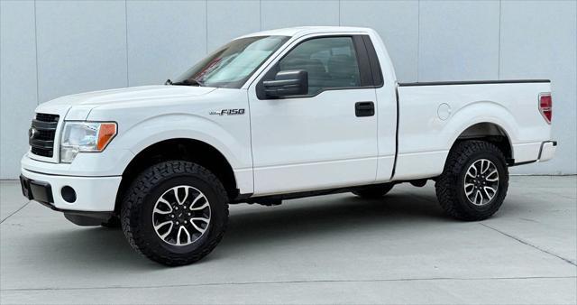 Photo of 2013 Oxford White Ford F-150