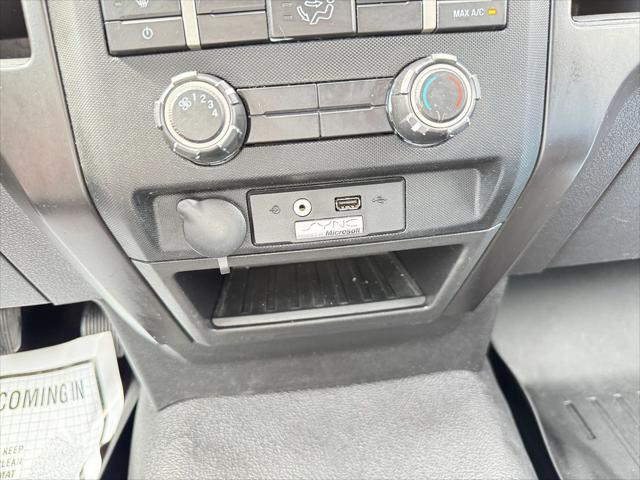Photo of 2013 Oxford White Ford F-150