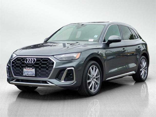 Photo of 2021 Daytona Gray Pearl Audi Q5