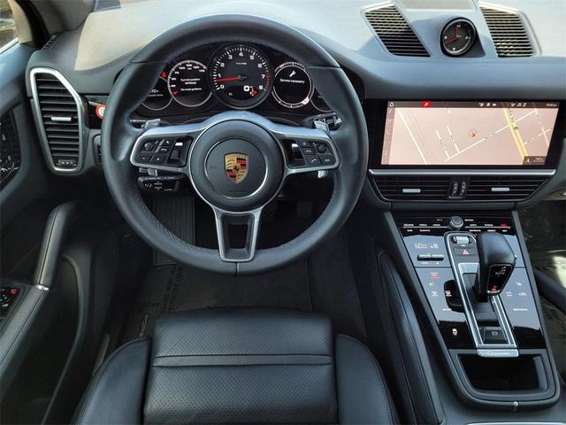 Photo of 2021 Dolomite Silver Metallic Porsche Cayenne