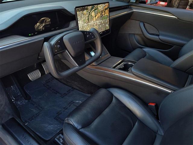 Photo of 2022 Midnight Silver Metallic Tesla Model S