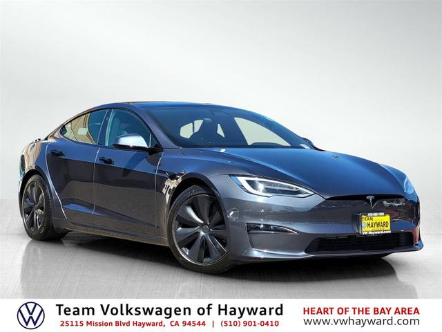 Photo of 2022 Midnight Silver Metallic Tesla Model S