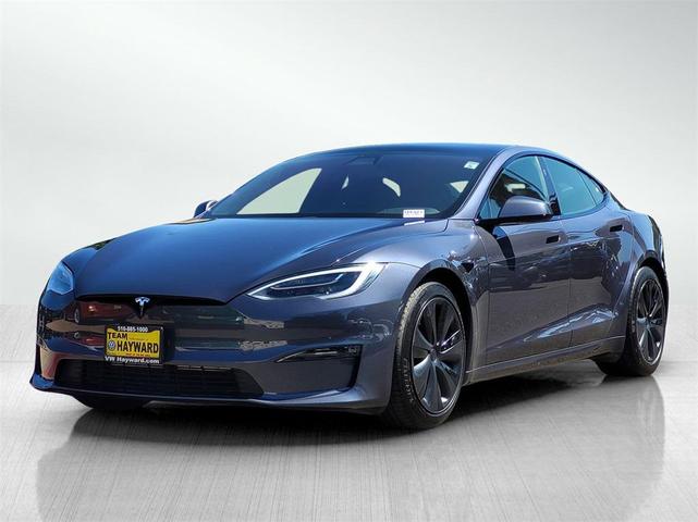 Photo of 2022 Midnight Silver Metallic Tesla Model S