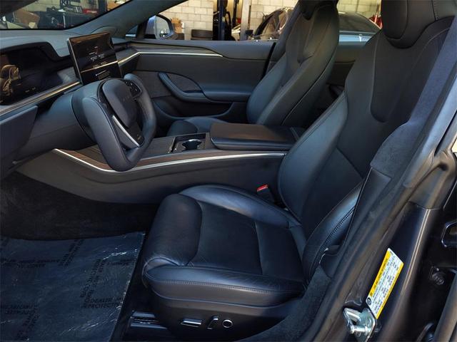 Photo of 2022 Midnight Silver Metallic Tesla Model S