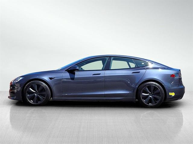 Photo of 2022 Midnight Silver Metallic Tesla Model S