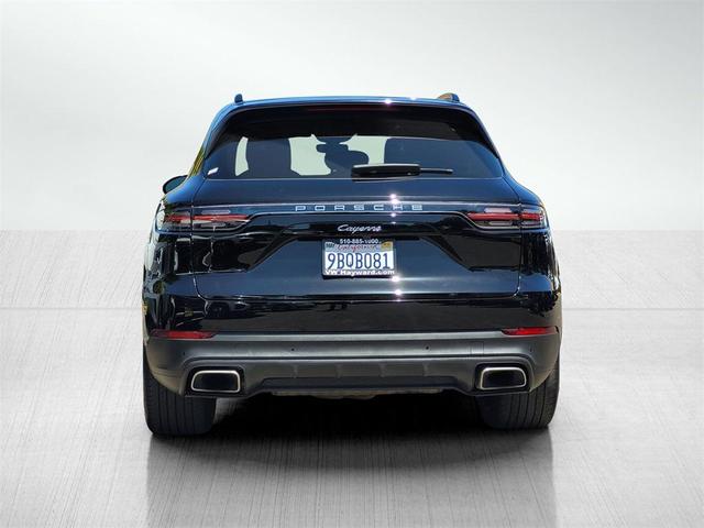 Photo of 2022 Black Porsche Cayenne