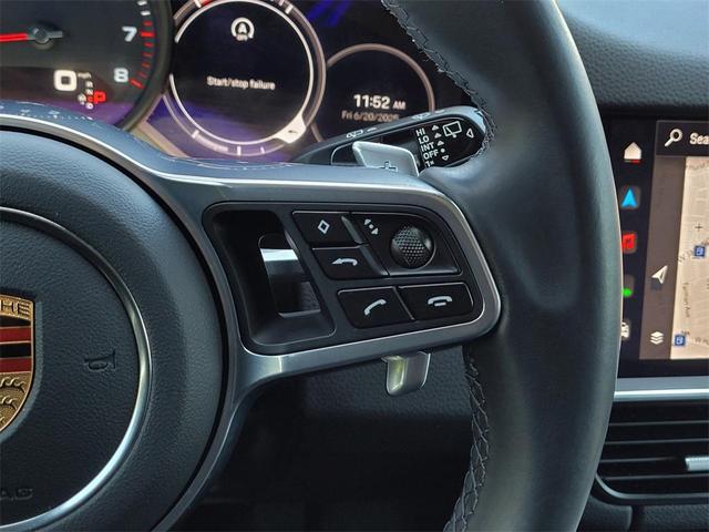 Photo of 2022 Black Porsche Cayenne