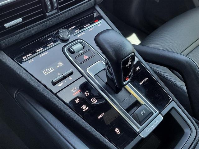 Photo of 2022 Black Porsche Cayenne