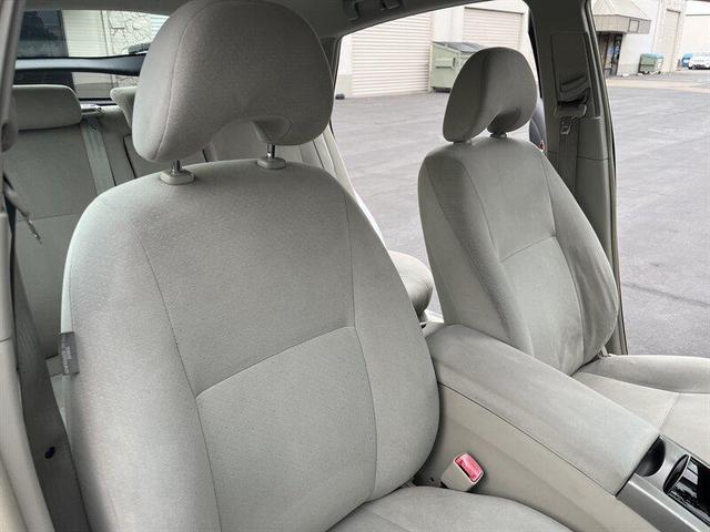 Photo of 2009 White Toyota Prius