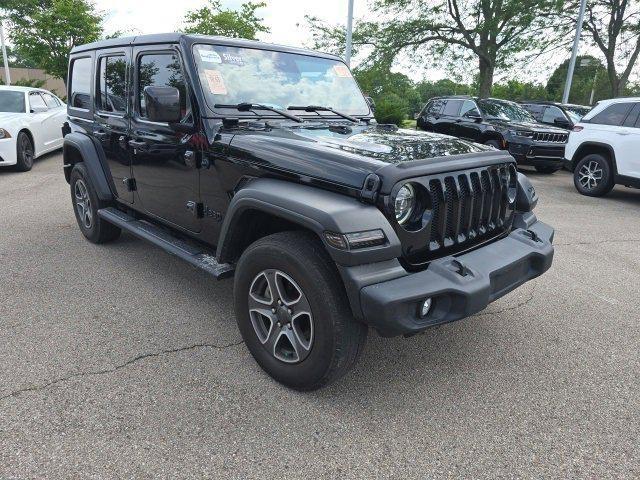 Photo of 2021 Black Clearcoat Jeep Wrangler Unlimited