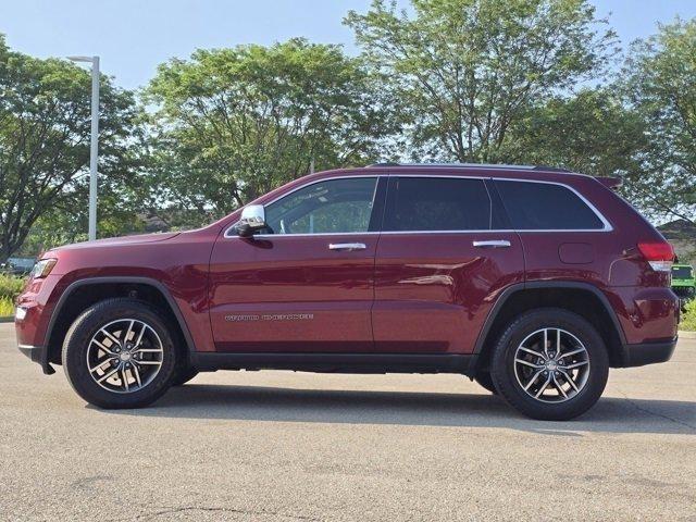 Photo of 2017 Velvet Red Pearlcoat Jeep Grand Cherokee