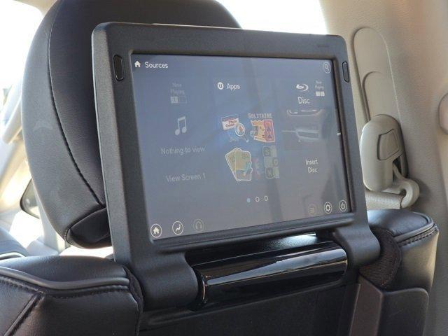 Photo of 2020 Billet Silver Metallic Clearcoat Chrysler Pacifica