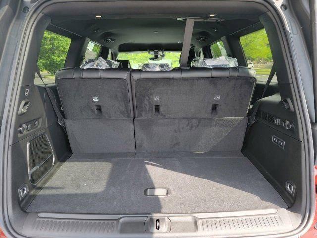 Photo of 2022 Velvet Red Pearlcoat Jeep Wagoneer