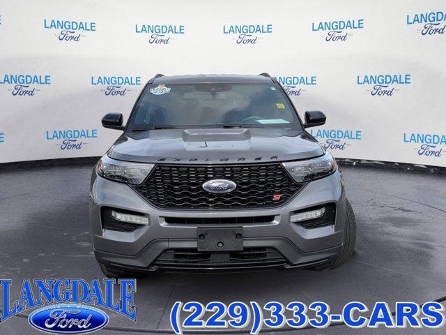 Photo of 2022 Gray Metallic Ford Explorer
