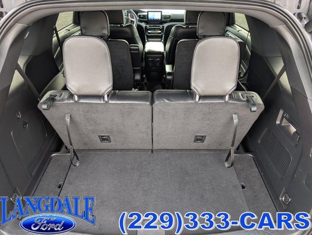 Photo of 2022 Gray Metallic Ford Explorer