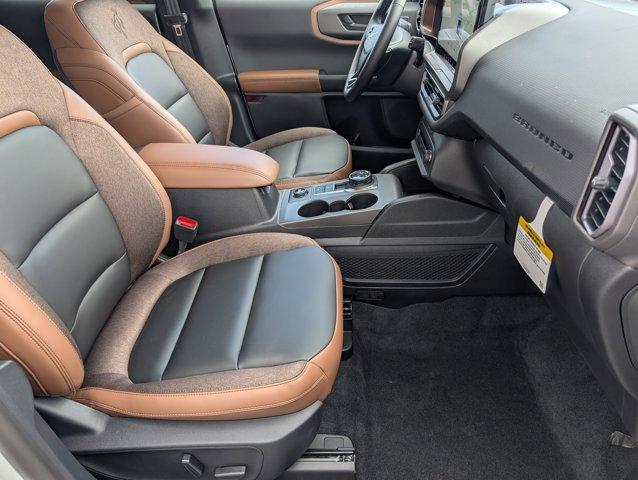 Photo of 2025 Oxford White Ford Bronco Sport