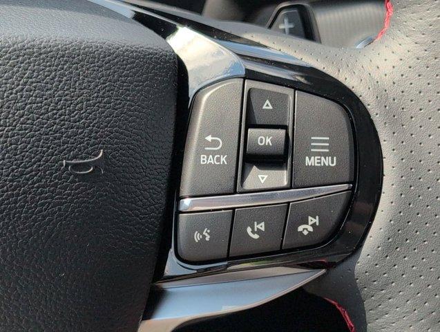 Photo of 2025 Star White Metallic Tri-Coat Ford Explorer