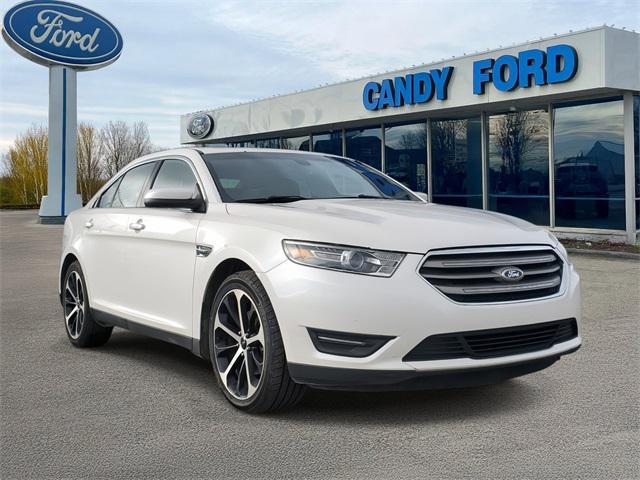 2015 Ford Taurus