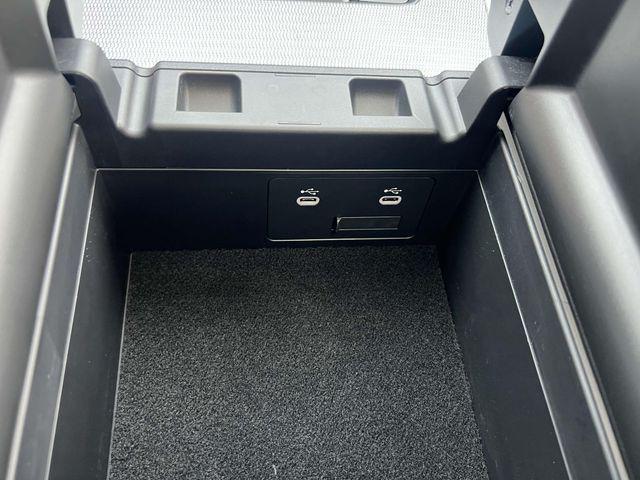 Photo of 2024 Platinum Quartz Mazda CX-90