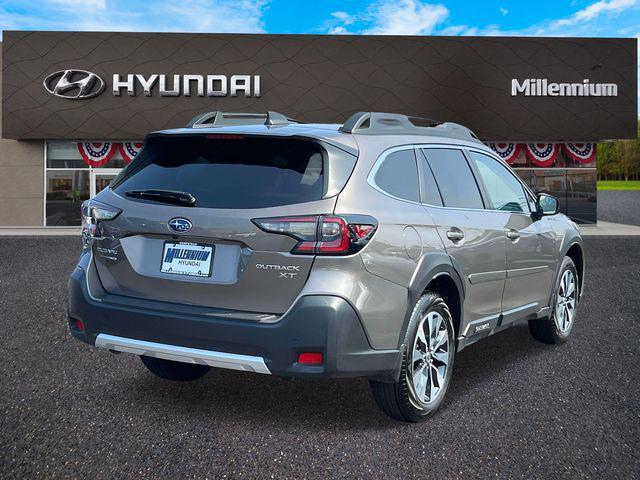 Photo of 2024 Brilliant Bronze Metallic Subaru Outback