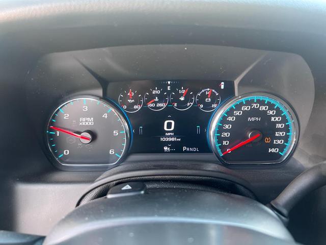 Photo of 2017 White Frost Tricoat GMC Yukon