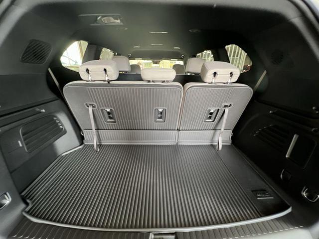 Photo of 2026 Summit White GMC Acadia