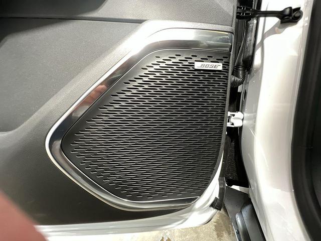 Photo of 2026 Summit White GMC Acadia