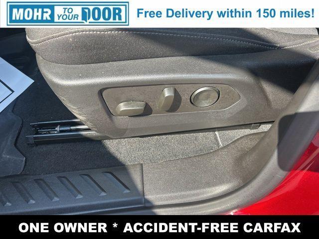 Photo of 2024 Radiant Red Chevrolet Colorado