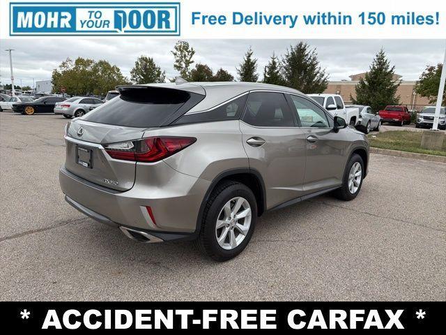 Photo of 2017 Atomic Silver Lexus RX 350